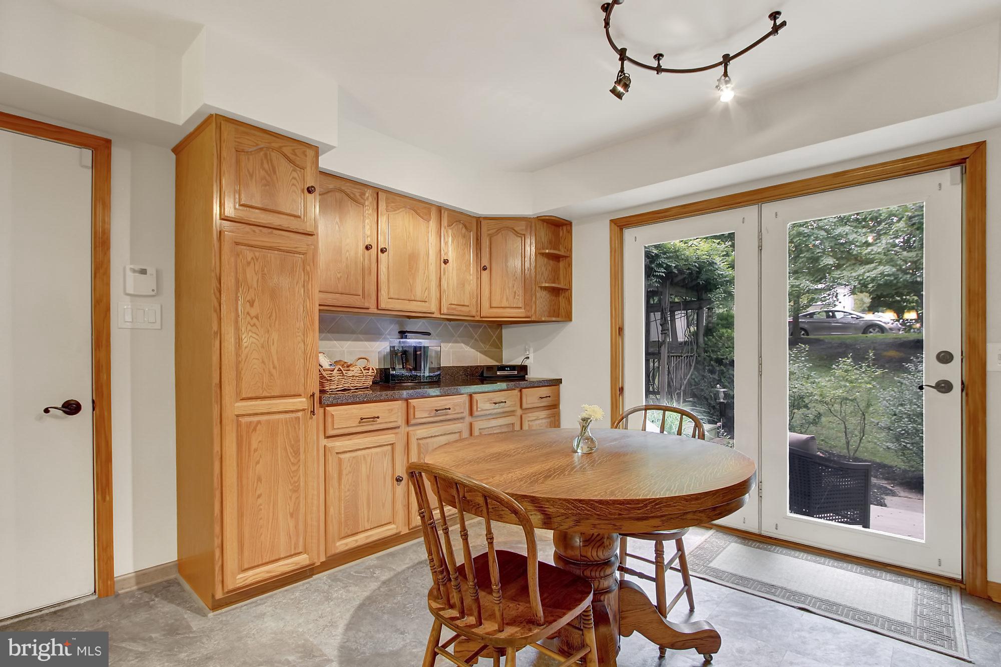 245 Uniontown Road Westminster, MD 21157 - Photo 8 of 30 Kitchen