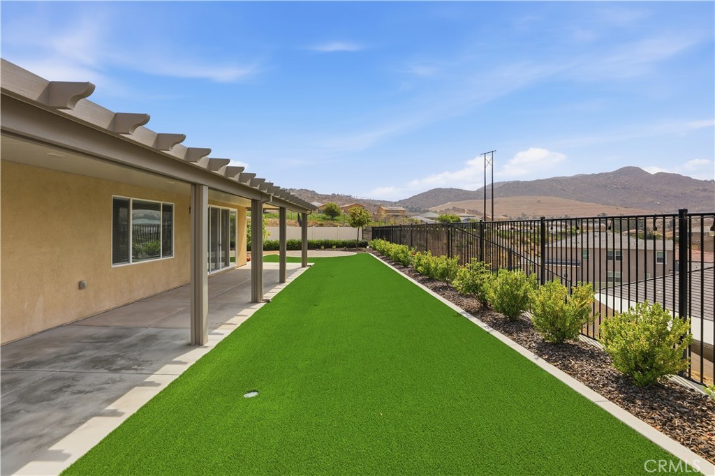 21159 Blue Jeans Court Riverside, CA 92507 - Photo 53 of 63 a view of a garden with a staircase