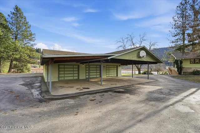 $875,000 | 2035 St Joe River Road, St. Maries, ID 83861