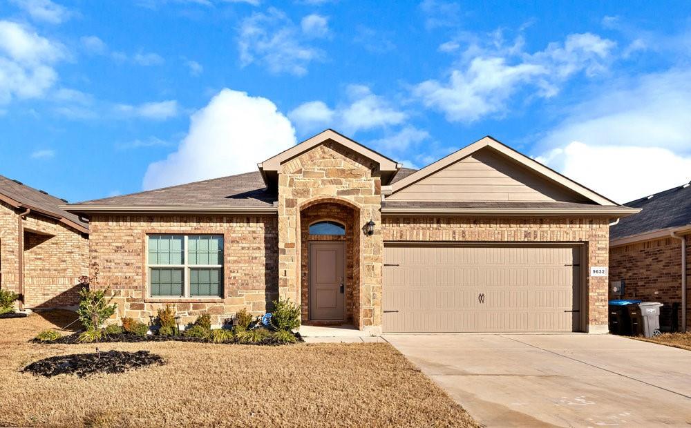 9632 Cherryville Road Fort Worth, TX 76108 - Photo 3 of 40 9632 Cherryville Rd Fort Worth