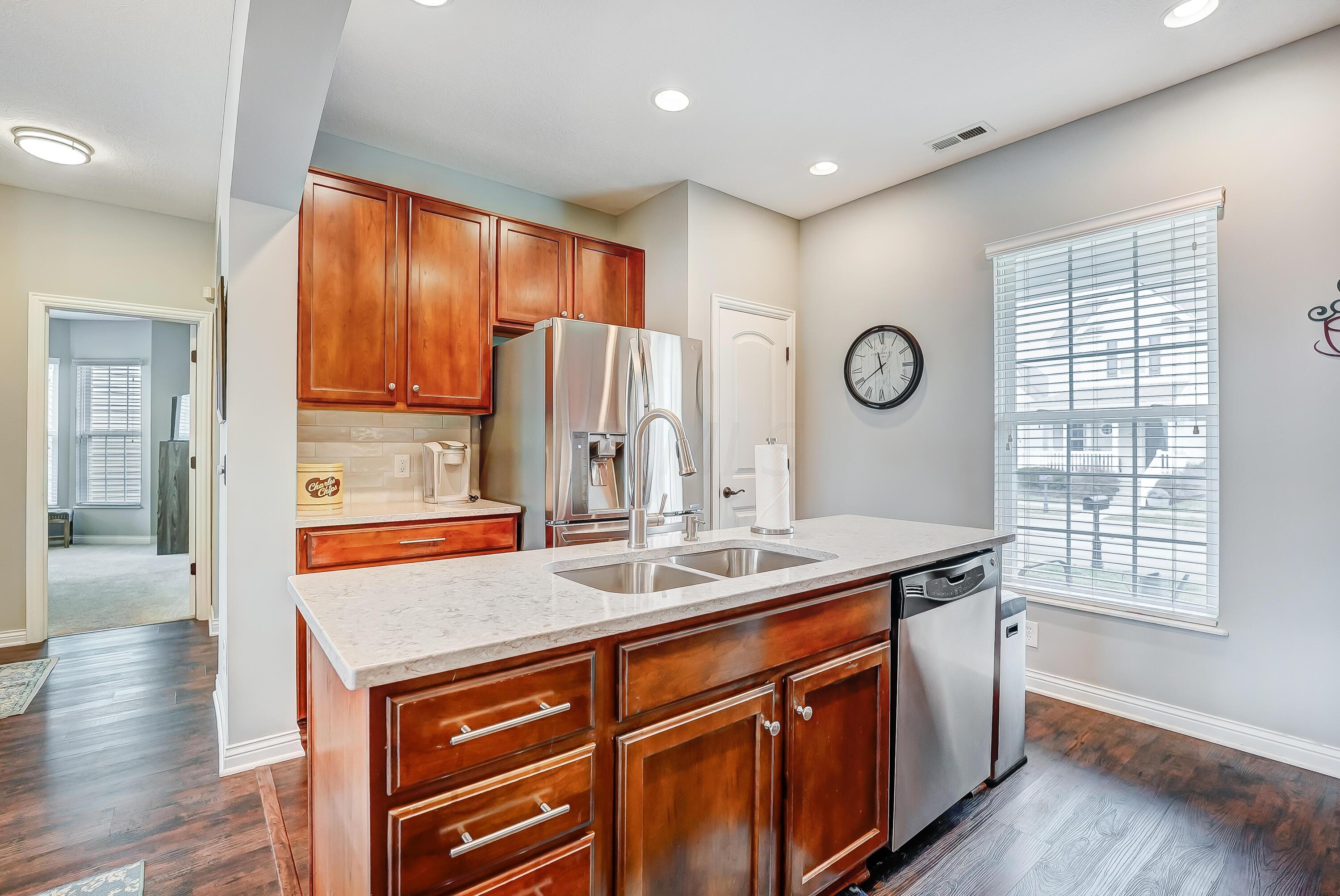 5953 Meehan Road Dublin, OH 43016 - Photo 23 of 63 Kitchen