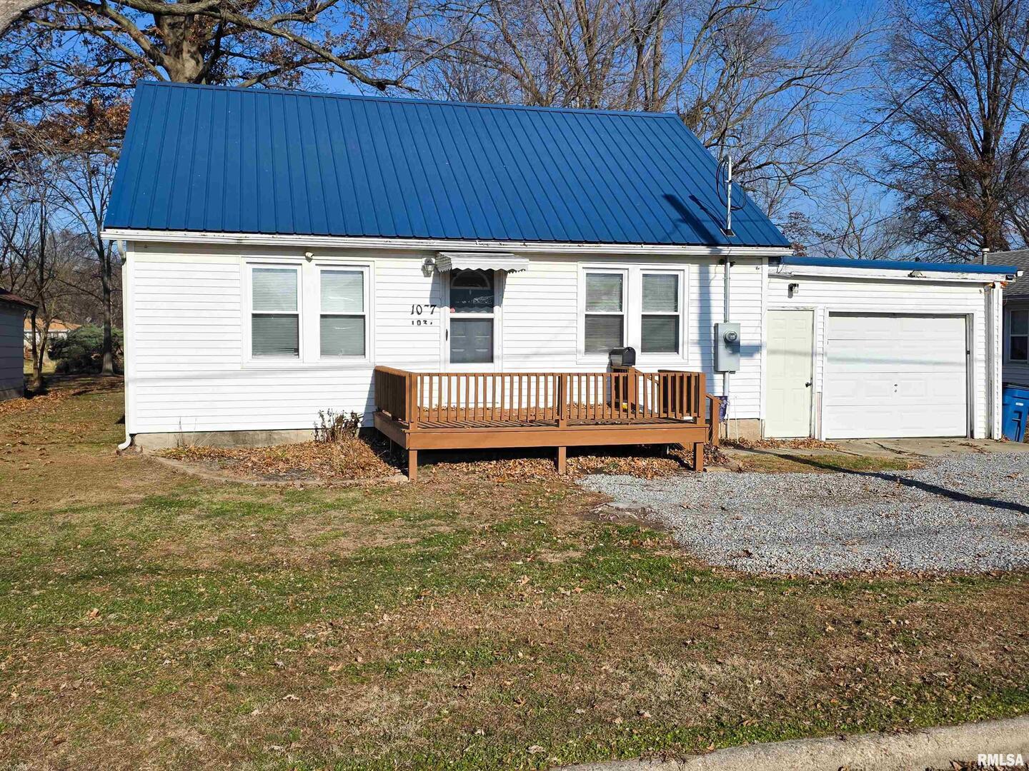 1037 East 3rd Street Flora, IL 62839 - Photo 35 of 47