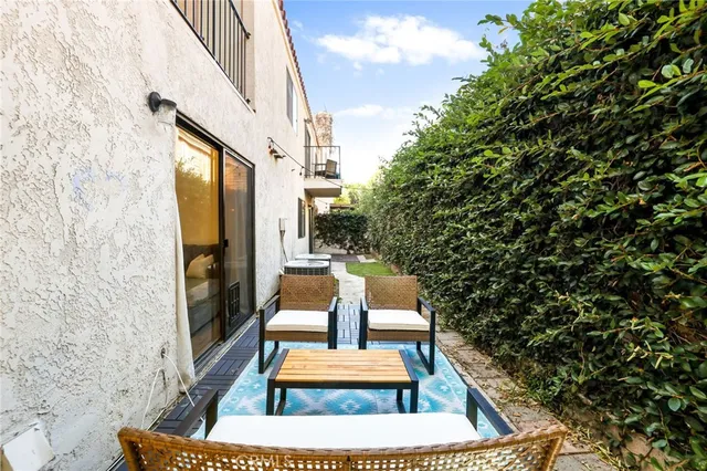 a picture of outdoor space