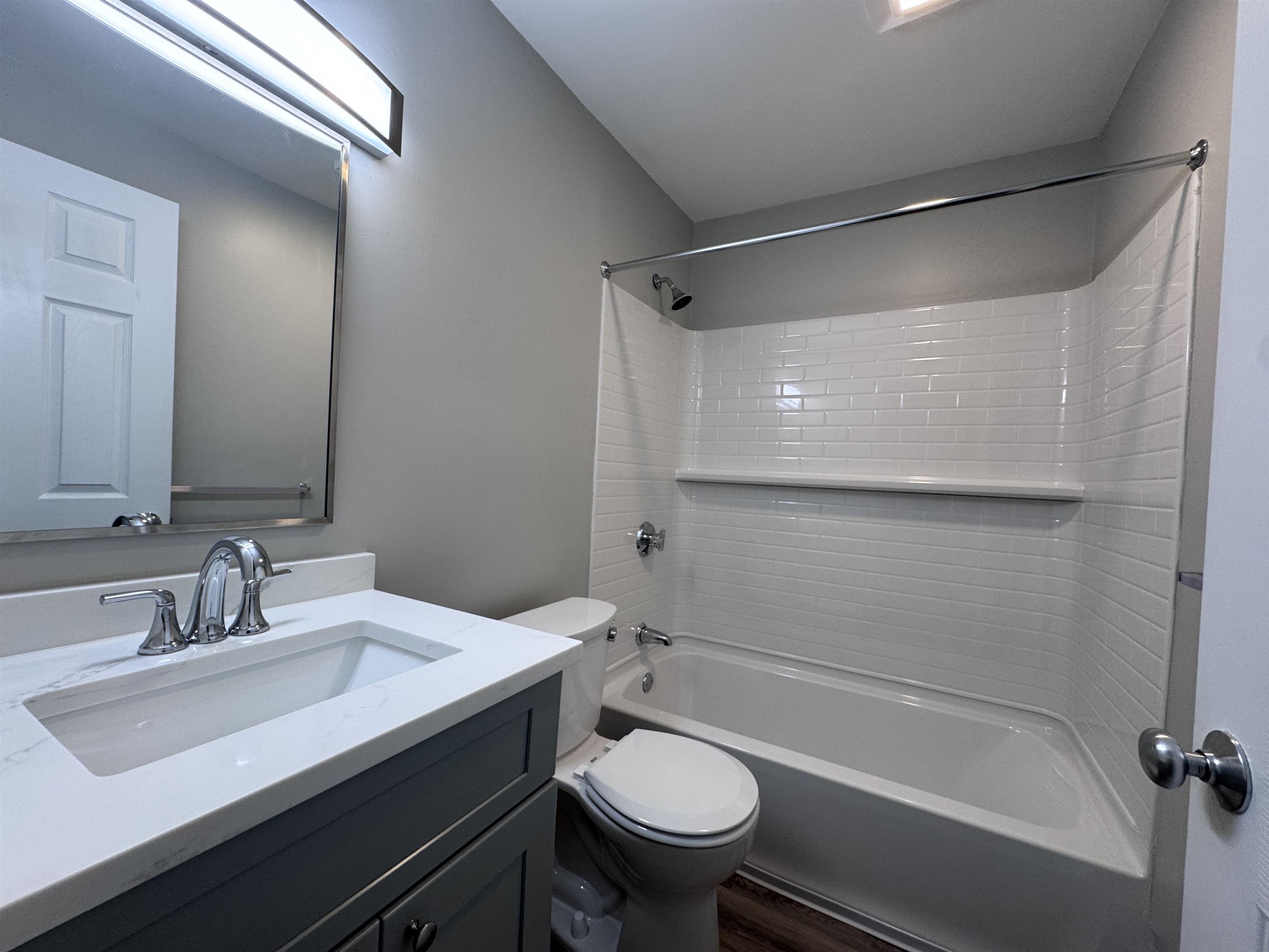 379 Huse Road, Unit 14 Manchester, NH 03103 - Photo 6 of 30