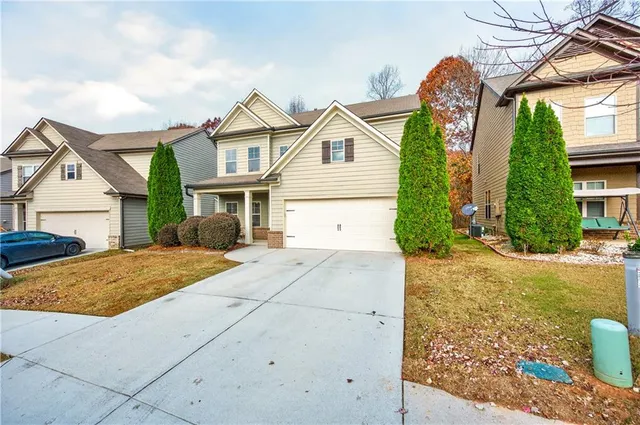 a house view with a outdoor space