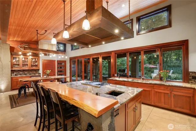 $2,100,000 | 4827 38th Street Northwest, Gig Harbor, WA 98335