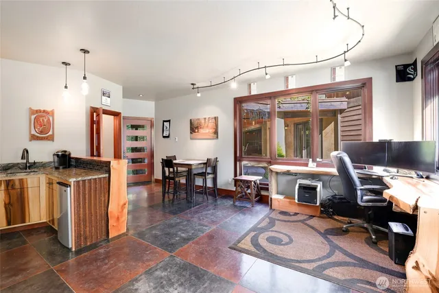 $2,100,000 | 4827 38th Street Northwest, Gig Harbor, WA 98335