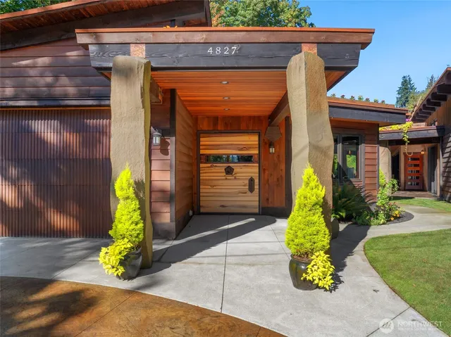 $2,100,000 | 4827 38th Street Northwest, Gig Harbor, WA 98335