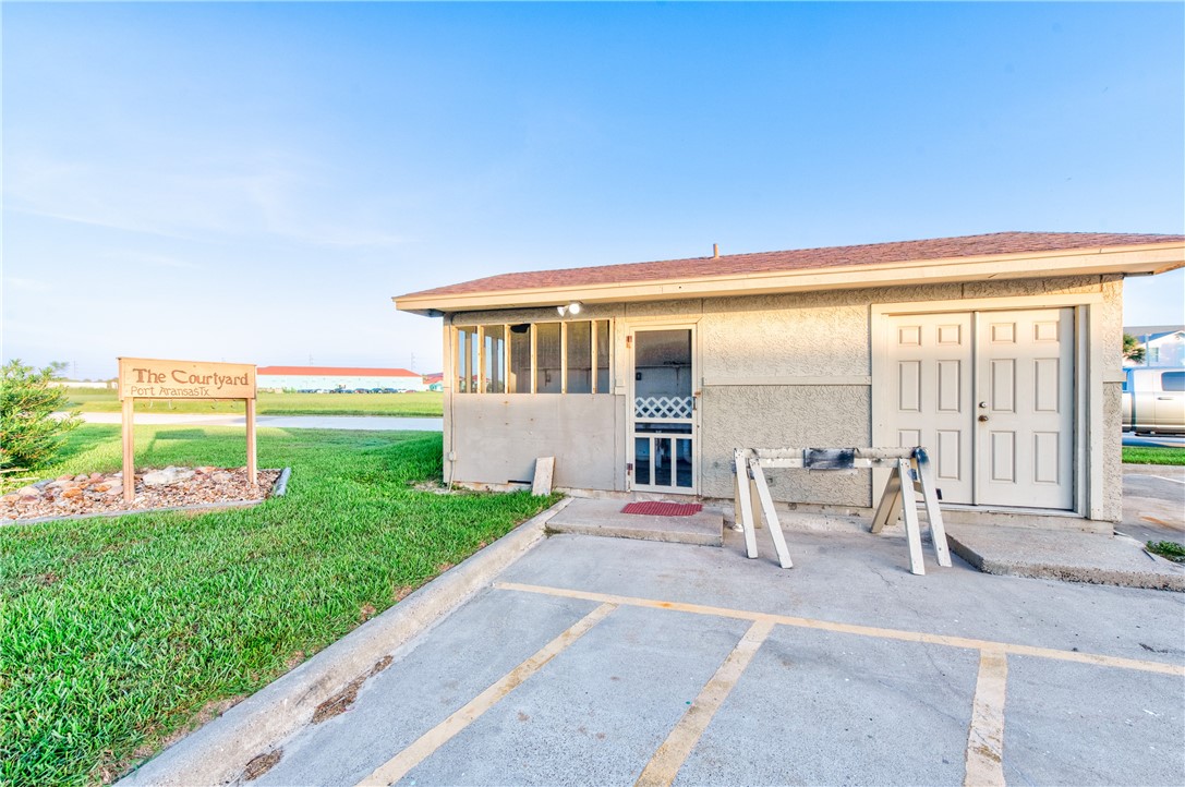 622 Beach Access Road, Unit 129 Port Aransas, TX 78373 - Photo 39 of 40