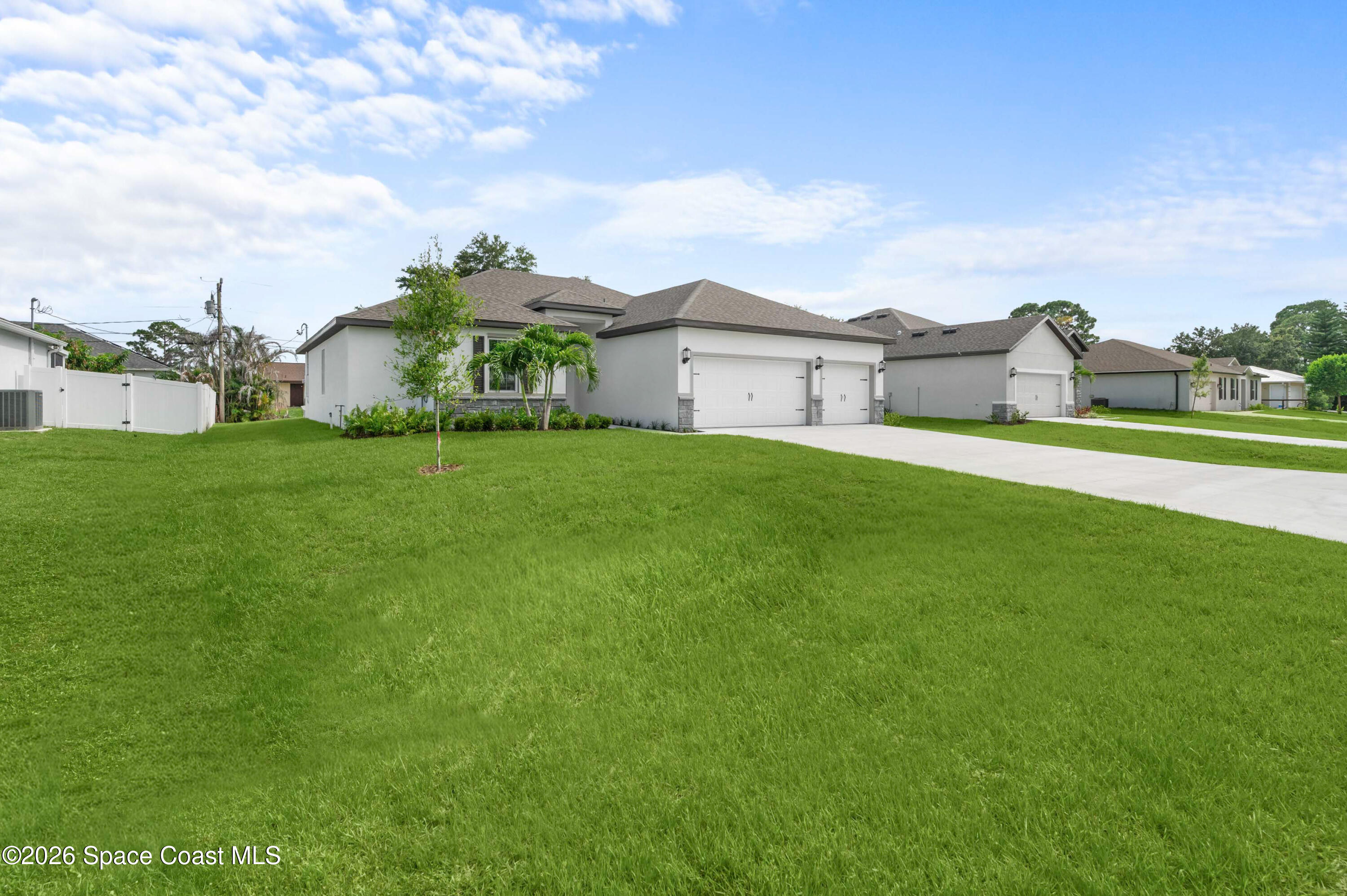 2102 Degroodt Road Southwest Palm Bay, FL 32908 - Photo 1 of 36 KeyWest_R_00-34