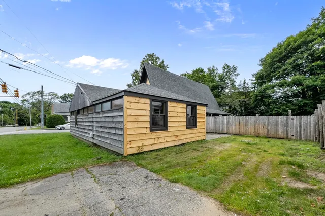 $485,000 | 312 Broadway, Rockland, ME 04841