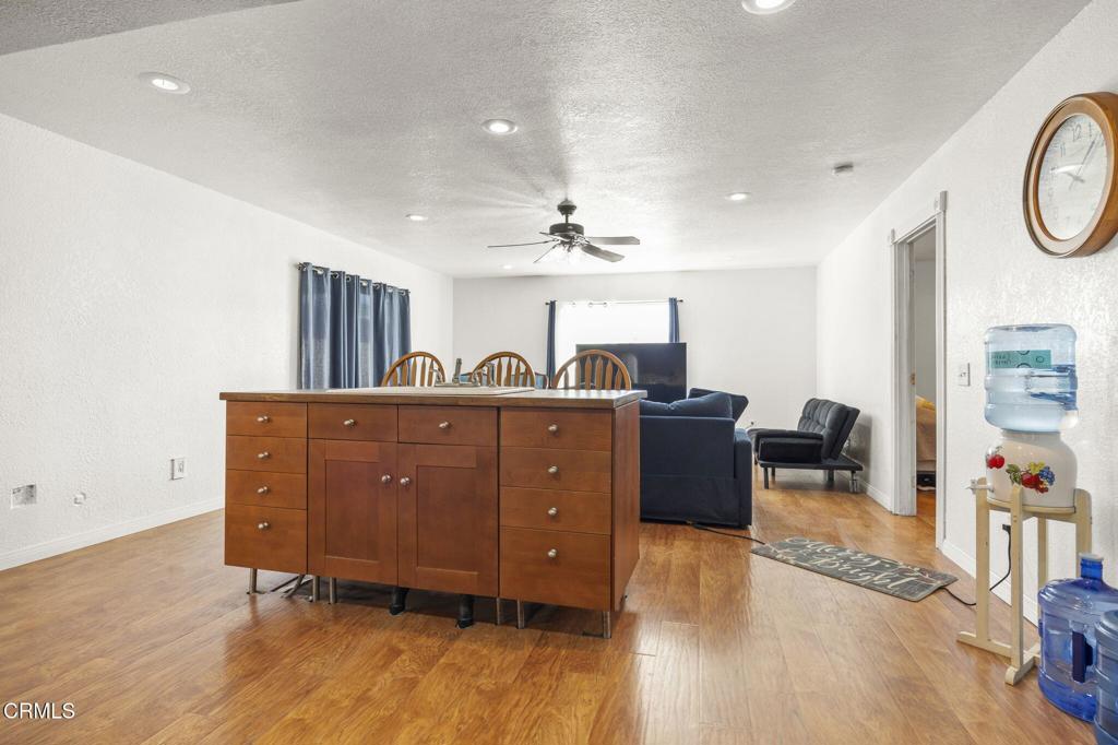 320 D Street Fillmore, CA 93015 - Photo 15 of 56 18-web-or-mls-UpmarketMedia_320D-63