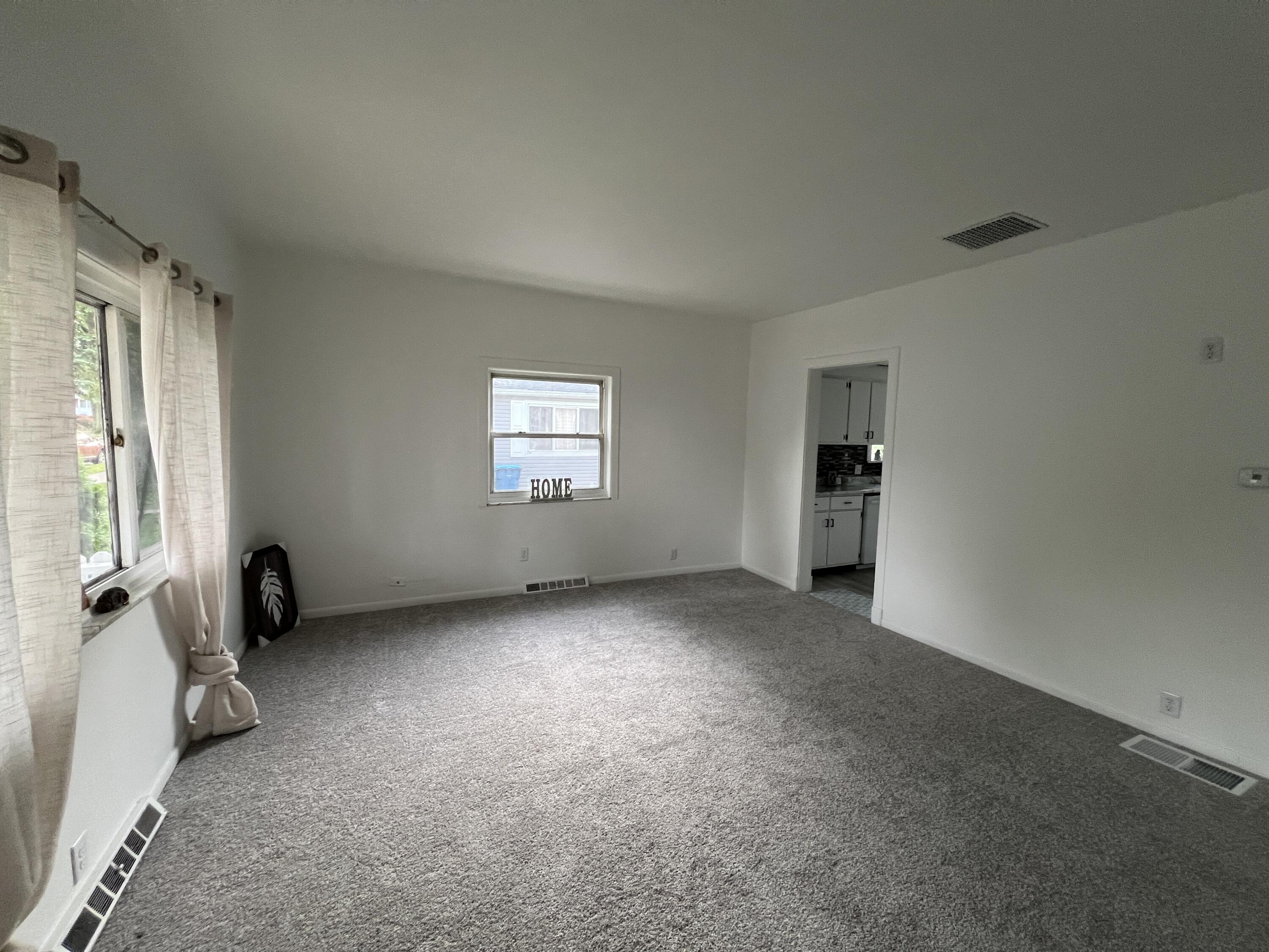 820 Taft Street Sidney, OH 45365 - Photo 12 of 51 Living Room