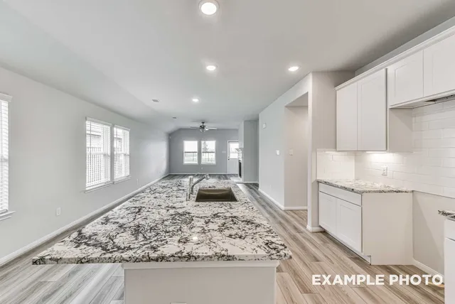 $402,990 | 1911 Tioga Vw Drive, Rosharon, TX 77583