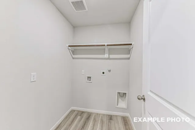 $402,990 | 1911 Tioga Vw Drive, Rosharon, TX 77583