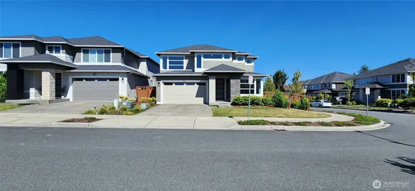 $4,450 | 2907 113th Place Northeast, Lake Stevens, WA 98258