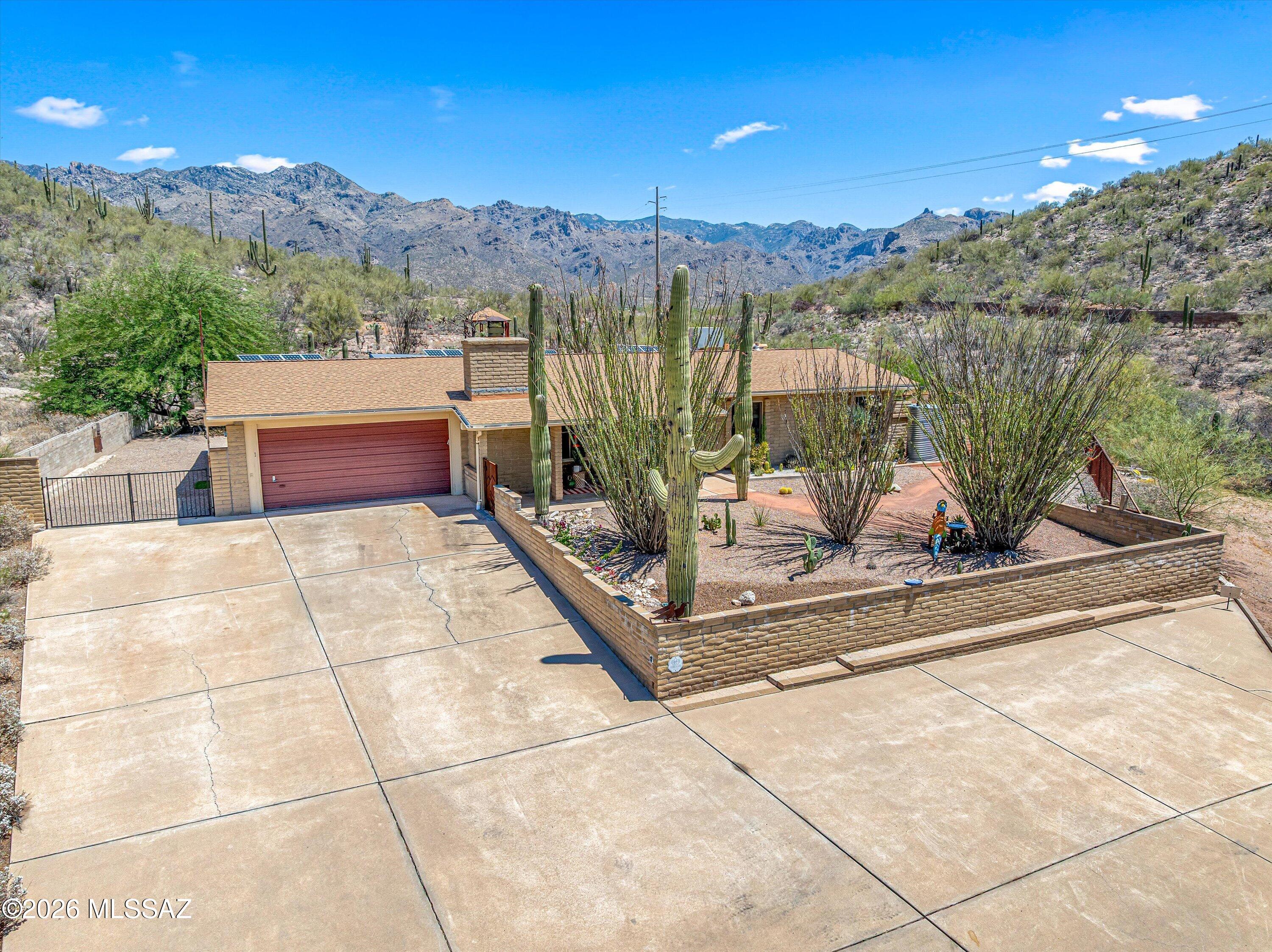 7281 East Rocky Ridge Drive Tucson, AZ 85750 - Photo 2 of 51