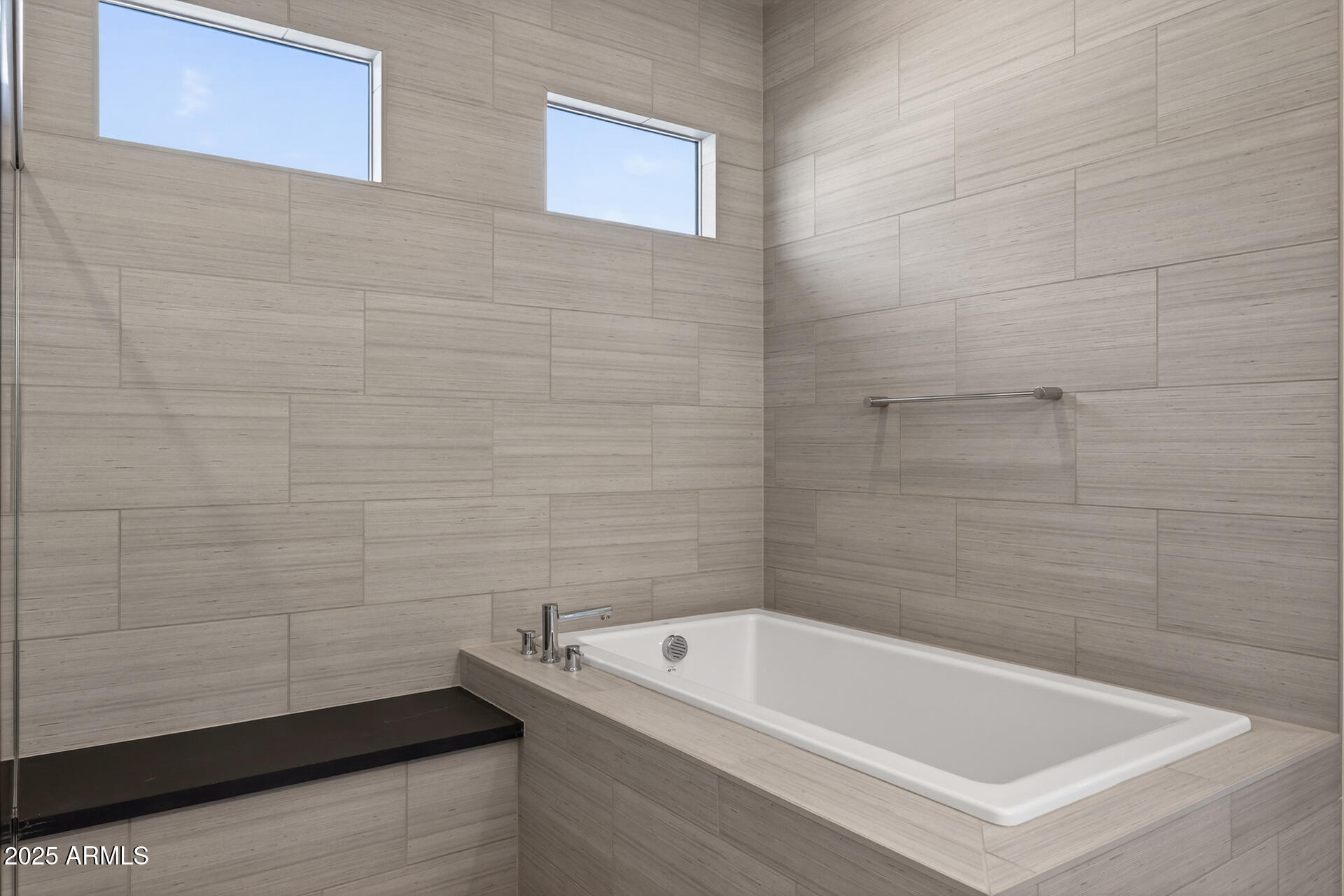 28911 North Agua Verde Drive Rio Verde, AZ 85263 - Photo 13 of 20 32) PRIMARY BATH