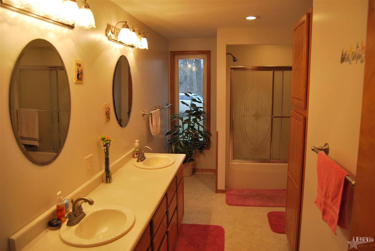 7515 Amber Road Fort Wayne, IN 46814 - Photo 13 of 18 Gallery Image 13