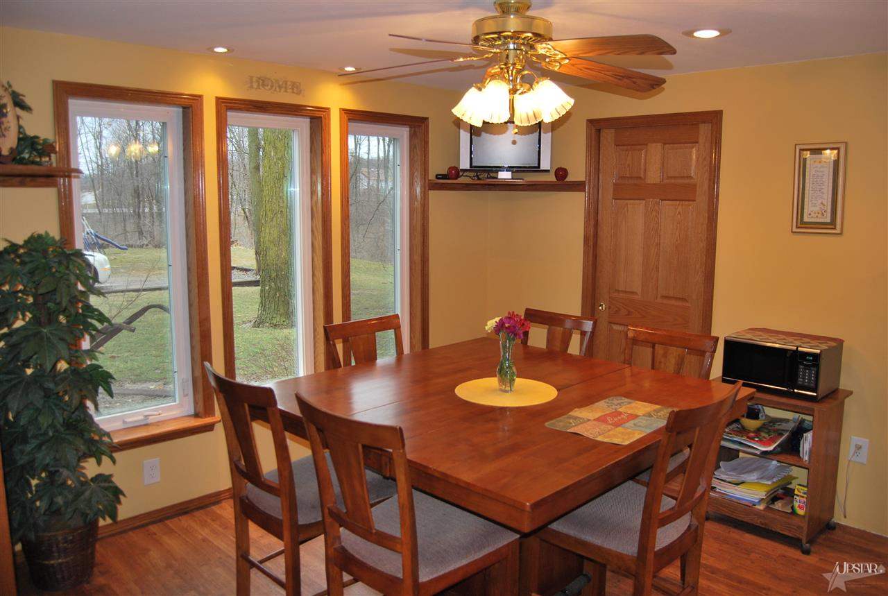 7515 Amber Road Fort Wayne, IN 46814 - Photo 4 of 18 Gallery Image 4