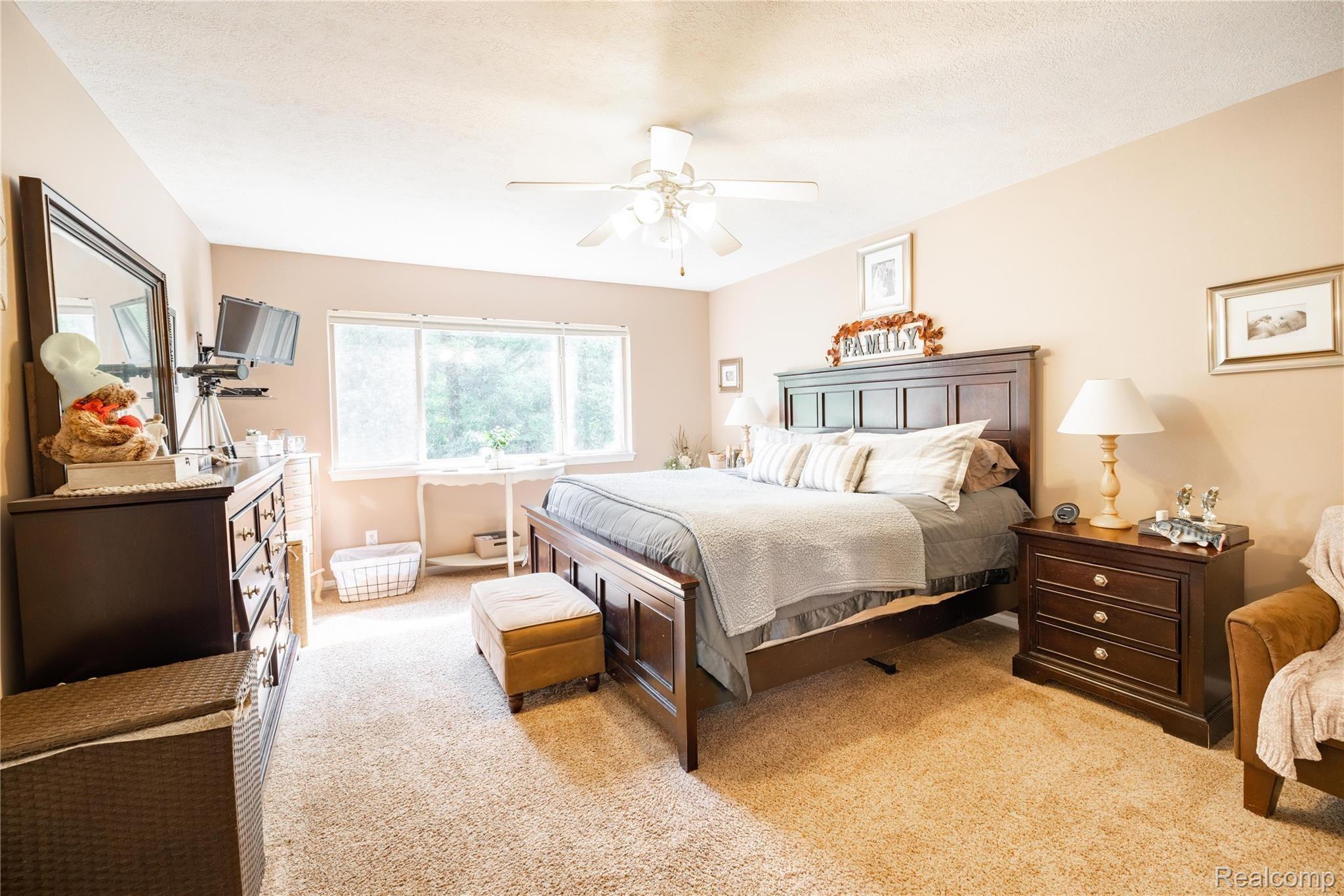 5676 Cullen Road Fenton, MI 48430 - Photo 26 of 46 5676 Cullen, Fenton (26 of 46).jpg
