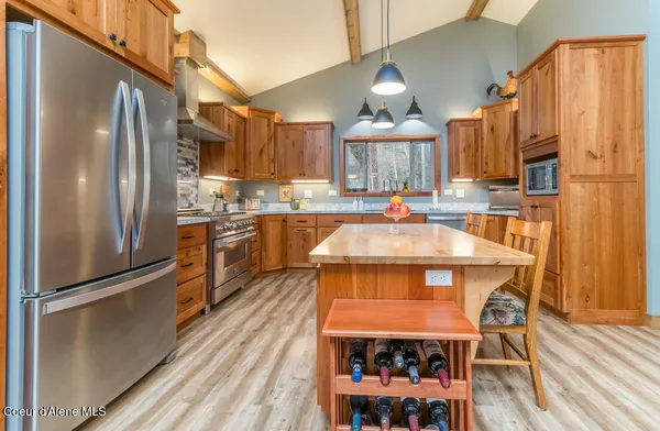 $985,000 | 427 Wood Duck Lane, Bonners Ferry, ID 83805