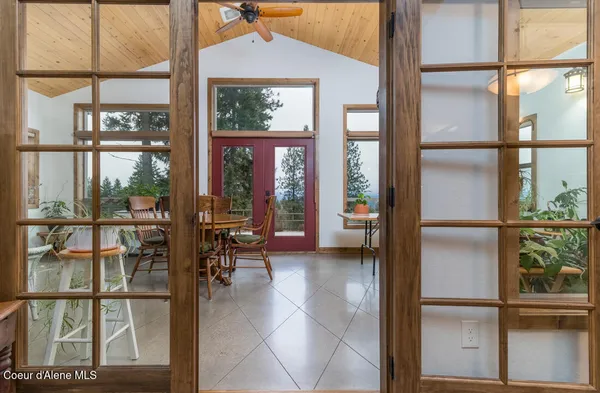 $985,000 | 427 Wood Duck Lane, Bonners Ferry, ID 83805