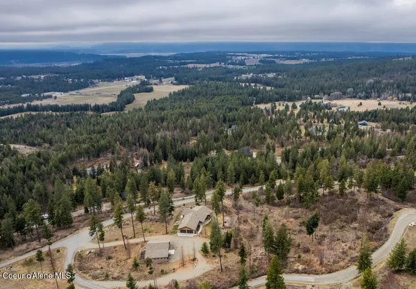 $985,000 | 427 Wood Duck Lane, Bonners Ferry, ID 83805