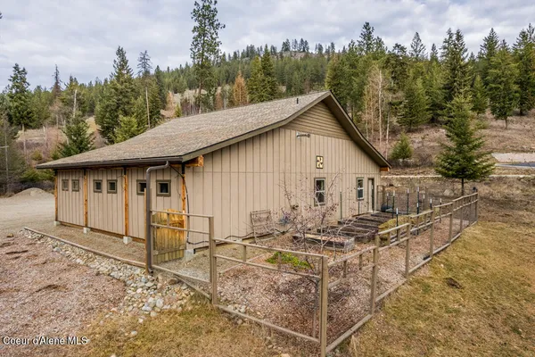 $985,000 | 427 Wood Duck Lane, Bonners Ferry, ID 83805
