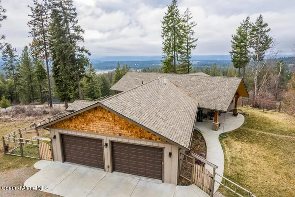$985,000 | 427 Wood Duck Lane, Bonners Ferry, ID 83805