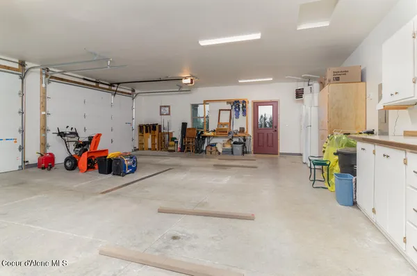 $985,000 | 427 Wood Duck Lane, Bonners Ferry, ID 83805