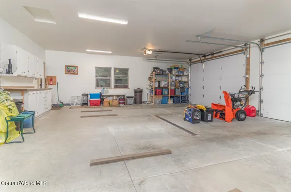 $985,000 | 427 Wood Duck Lane, Bonners Ferry, ID 83805