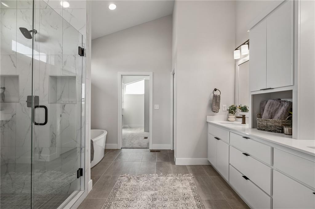 8978 Shady Bend Road Lenexa, KS 66227 - Photo 28 of 48