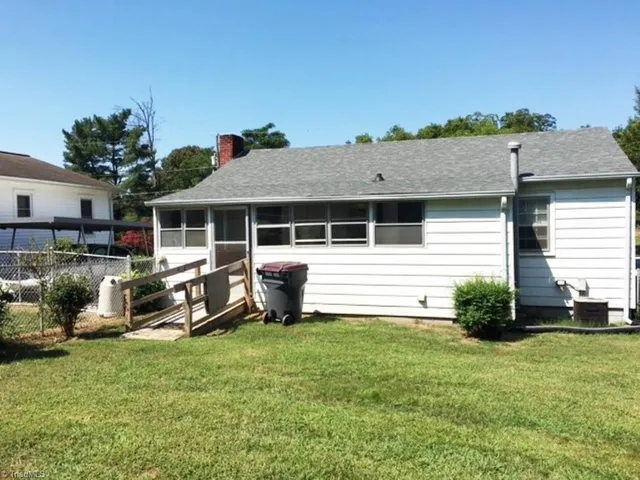 $900 | 709 Wright Street, Reidsville, NC 27320