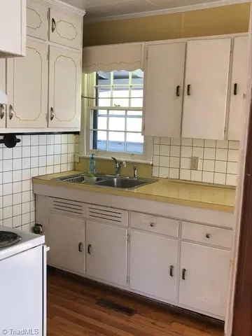 $900 | 709 Wright Street, Reidsville, NC 27320