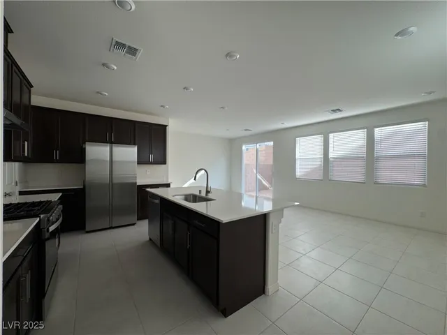 $2,295 | 9143 Rivington Avenue, Las Vegas, NV 89148