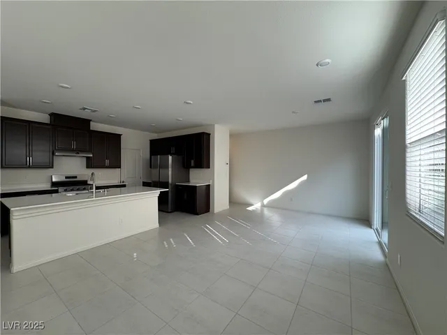 $2,295 | 9143 Rivington Avenue, Las Vegas, NV 89148