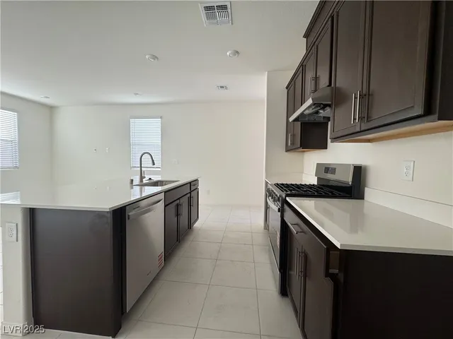 $2,295 | 9143 Rivington Avenue, Las Vegas, NV 89148