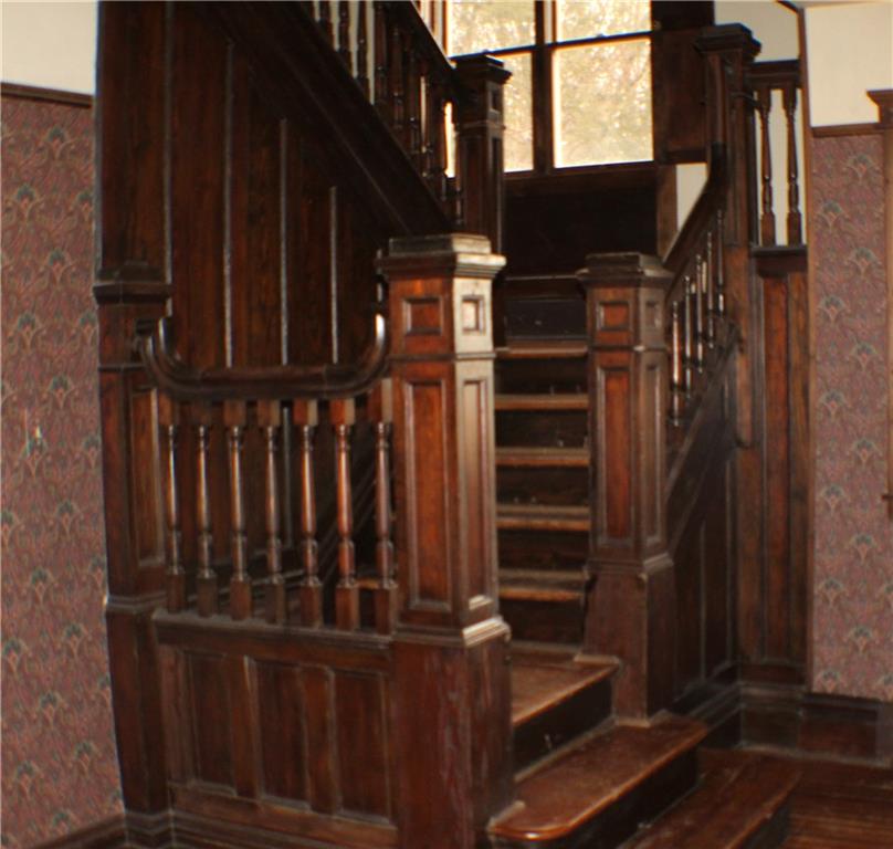221 Ferguson Lane Perryopolis, PA 15473 - Photo 3 of 37 Lovely staircase
