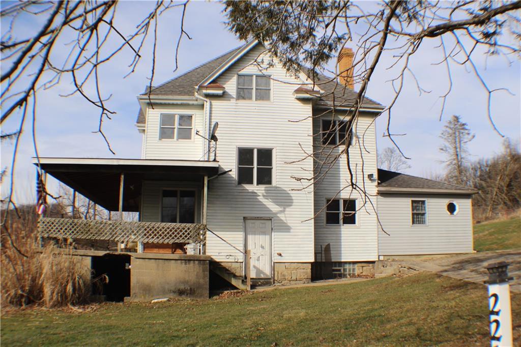 221 Ferguson Lane Perryopolis, PA 15473 - Photo 33 of 37 Right side