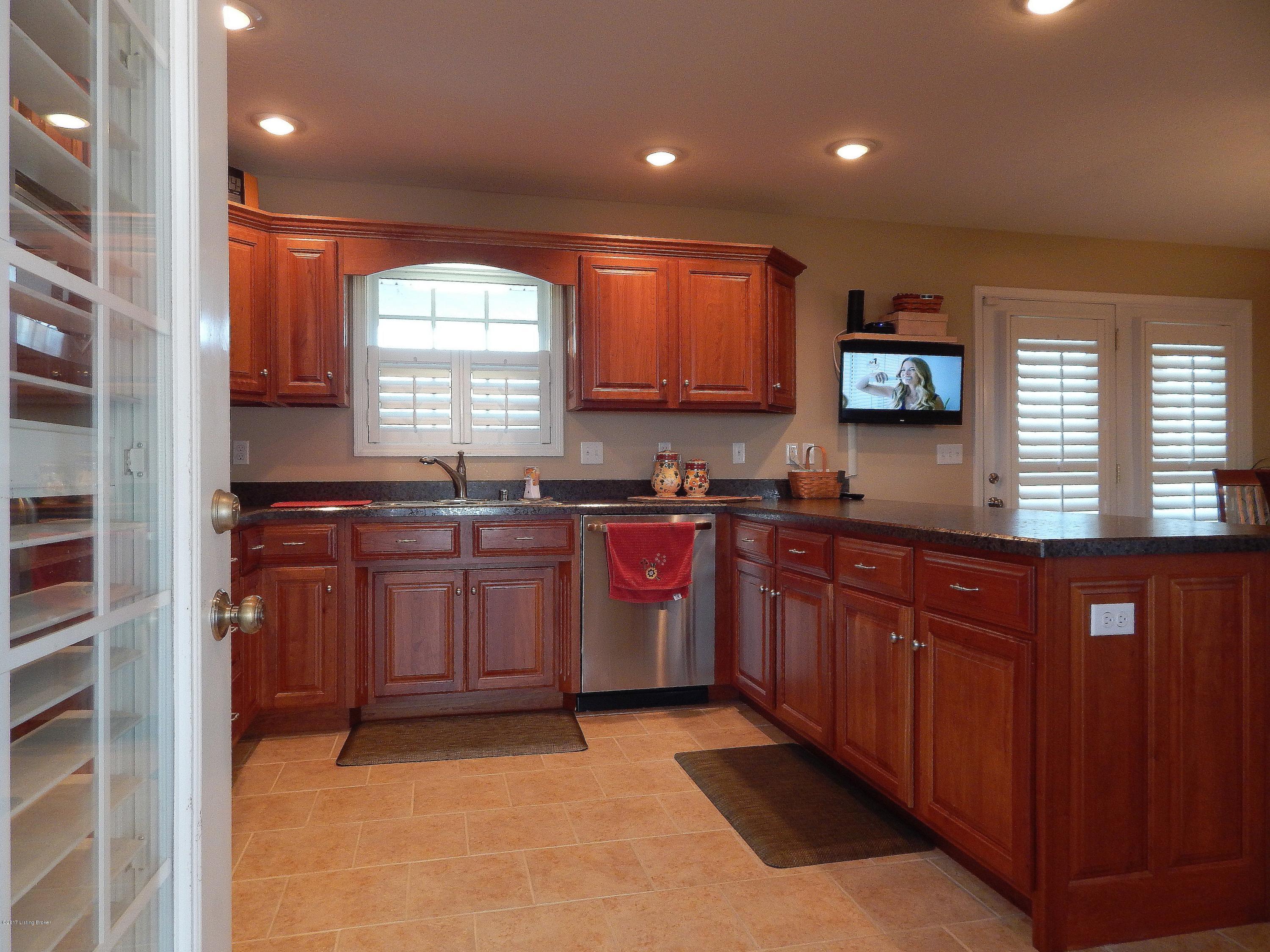 83 Turkey Ridge Road Vine Grove, KY 40175 - Photo 20 of 69 DSCN5849