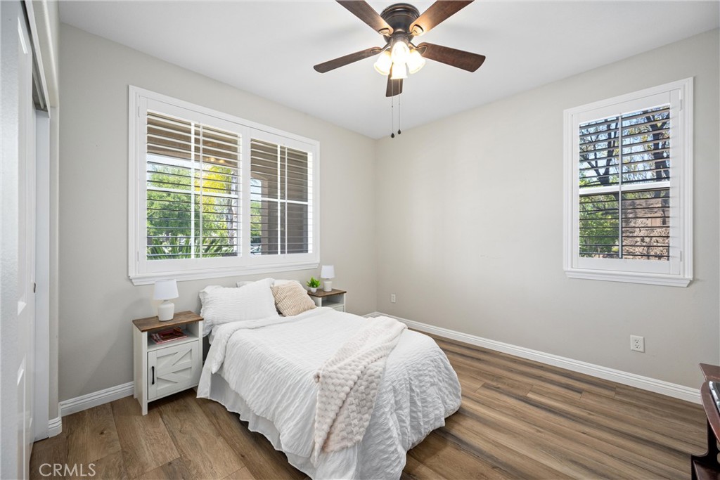 28264 Spring Creek Way Menifee, CA 92585 - Photo 18 of 35 Downstairs front bedroom