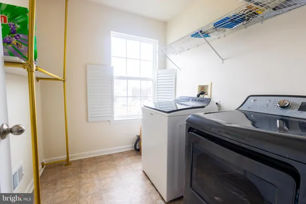 $3,950 | 16028 Eagle Roost Court, Woodbridge, VA 22191