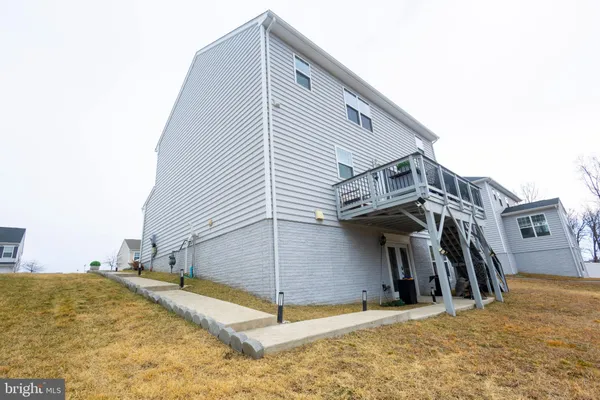$3,950 | 16028 Eagle Roost Court, Woodbridge, VA 22191