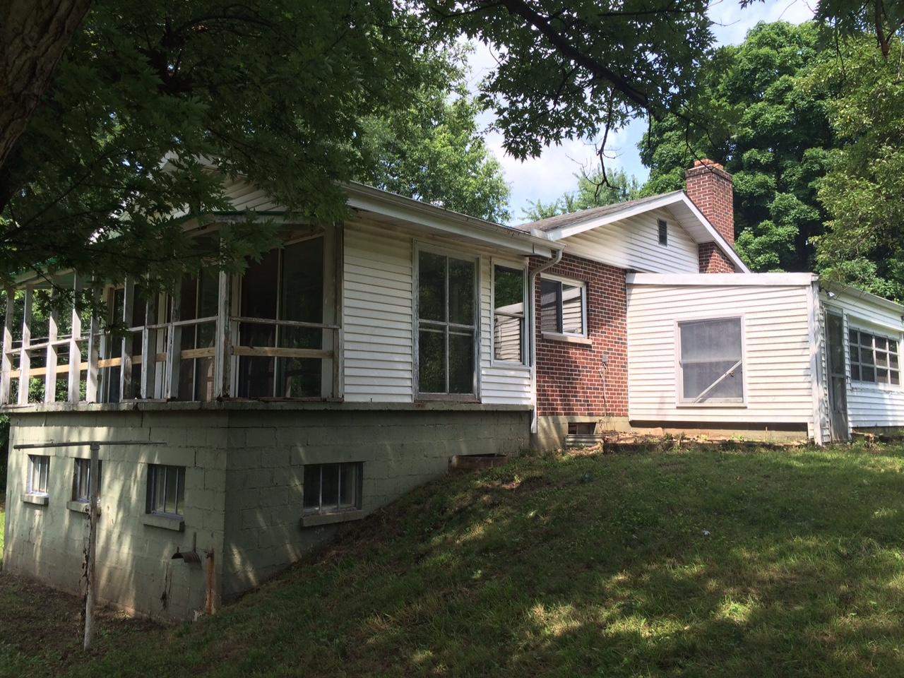 3467 South Hamilton Road Columbus, OH 43232 - Photo 2 of 10 Gallery Image 2
