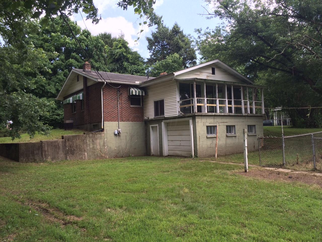 3467 South Hamilton Road Columbus, OH 43232 - Photo 4 of 10 Gallery Image 4