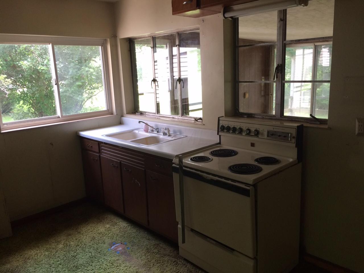 3467 South Hamilton Road Columbus, OH 43232 - Photo 6 of 10 Gallery Image 6