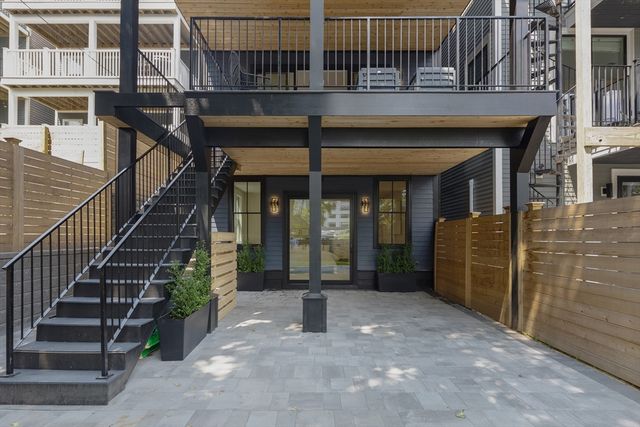 $1,690,000 | 407 East 7th Street, Unit 1, Boston, MA 02127