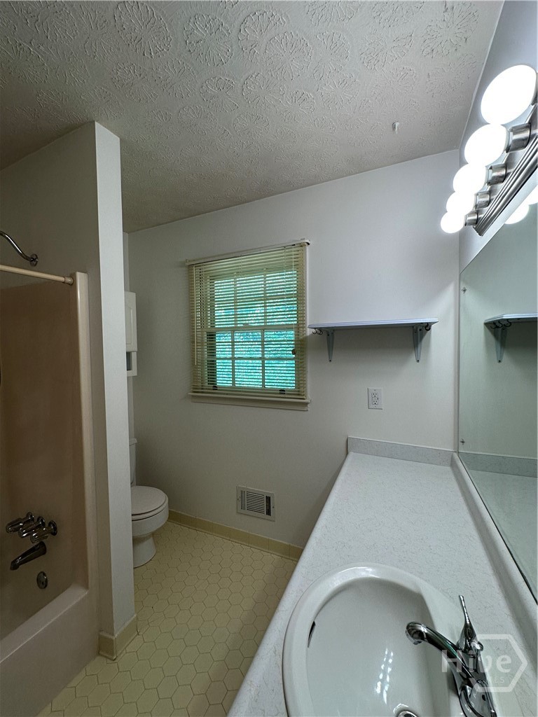 375 Segrest Circle Athens, GA 30605 - Photo 19 of 43