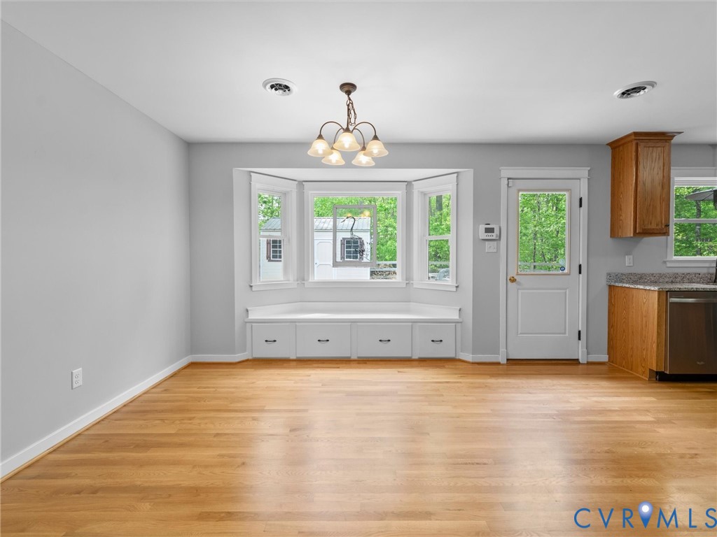 2094 Hancock Road Powhatan, VA 23139 - Photo 8 of 33